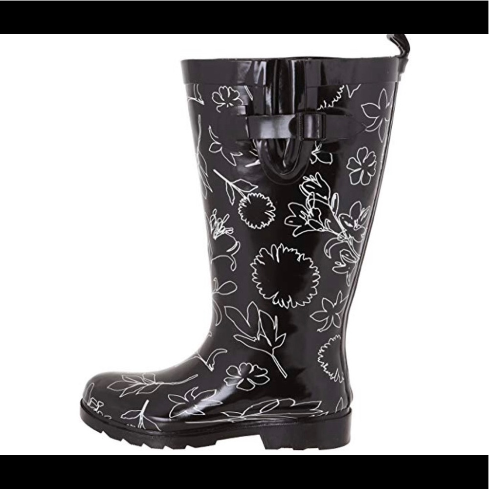 Women Rainboots Size 6